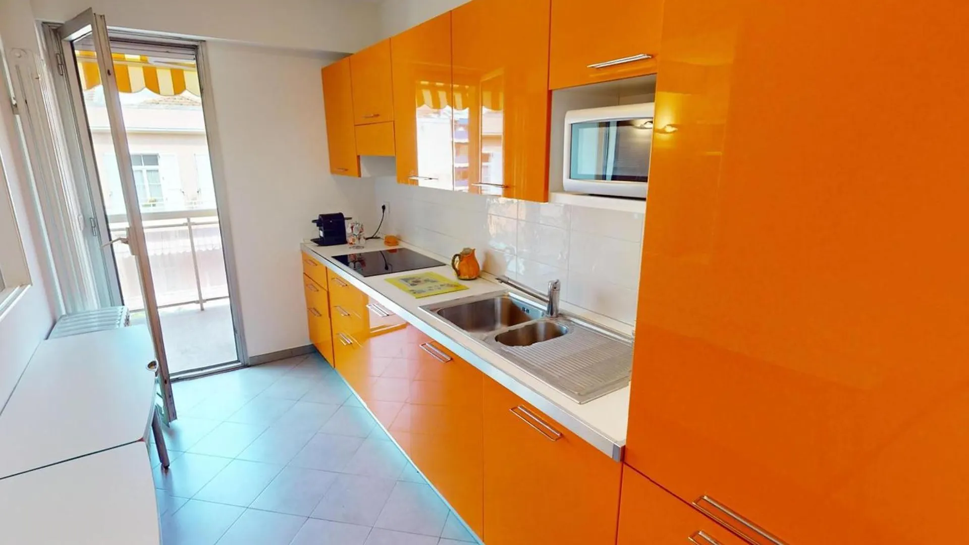 Superbe 3P Avec Terrasse, Plein Centre De Menton, Proche Mer Et Commerces - Fr-1-196-358 0*, Menton France